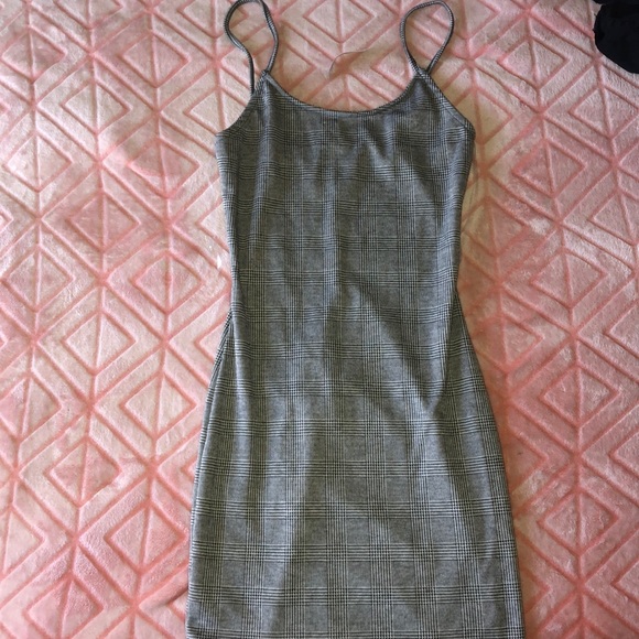 Rue21 Dresses Gray And Black Noodle Strap Dress Poshmark